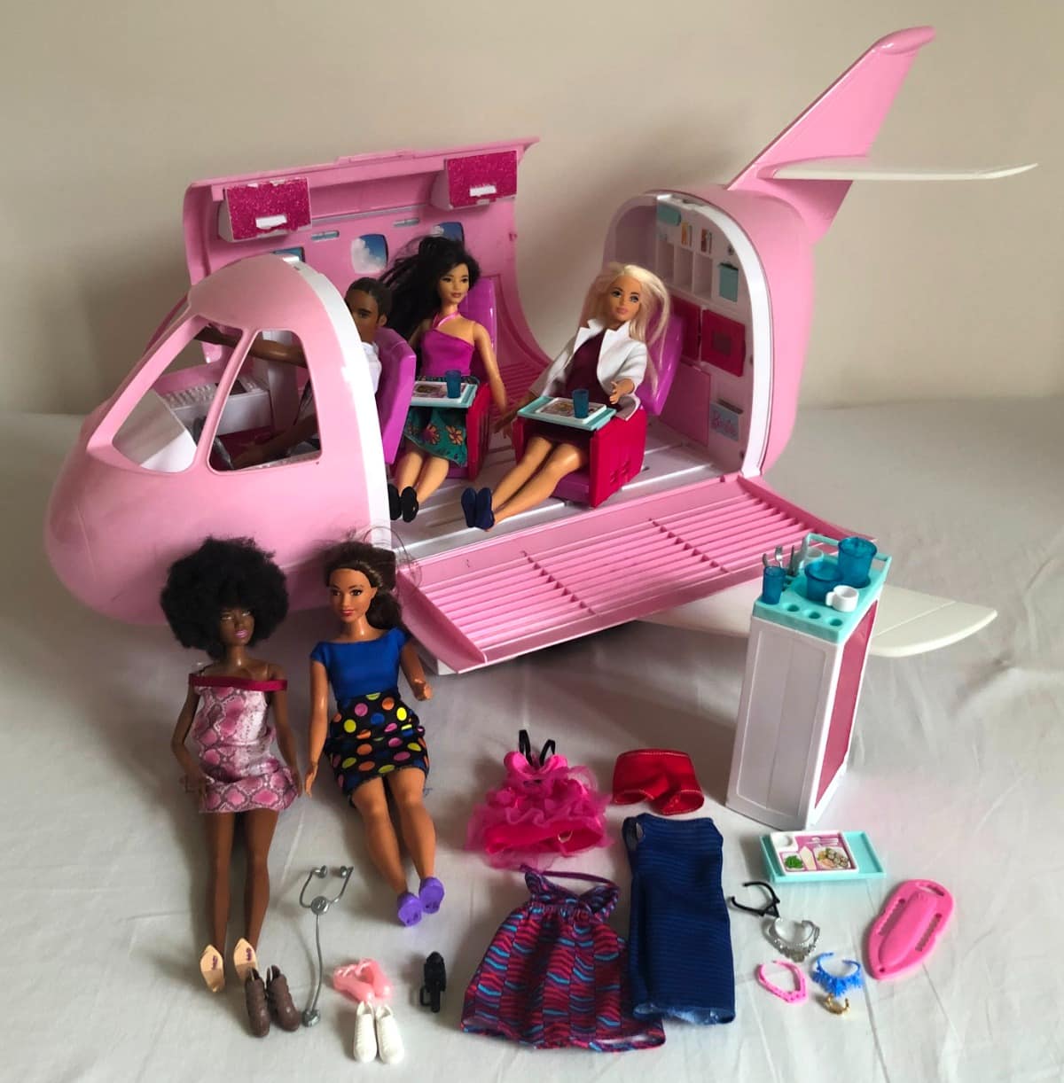 Barbie Glamour Jet Plane