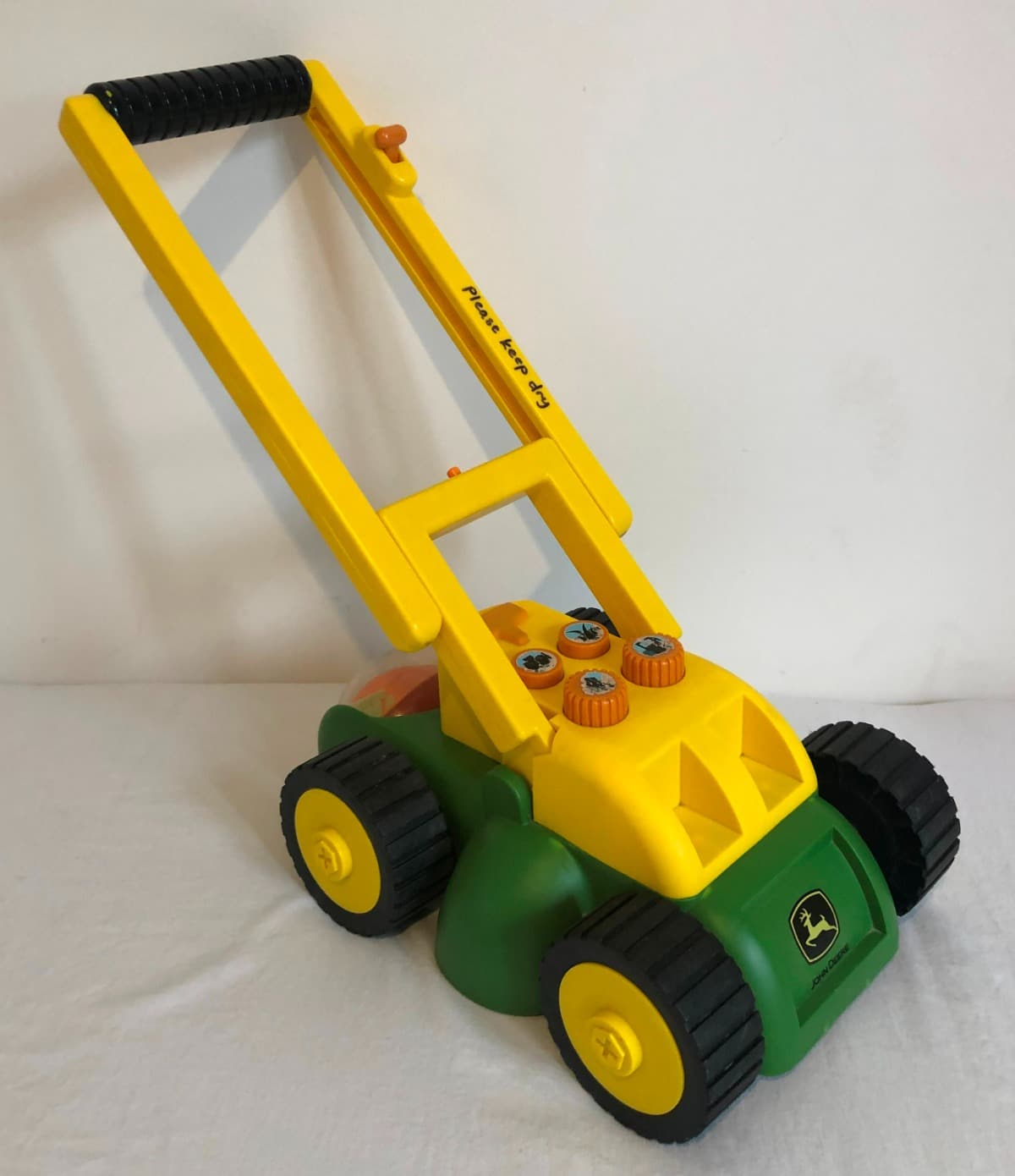 John deere toy push hotsell lawn mower