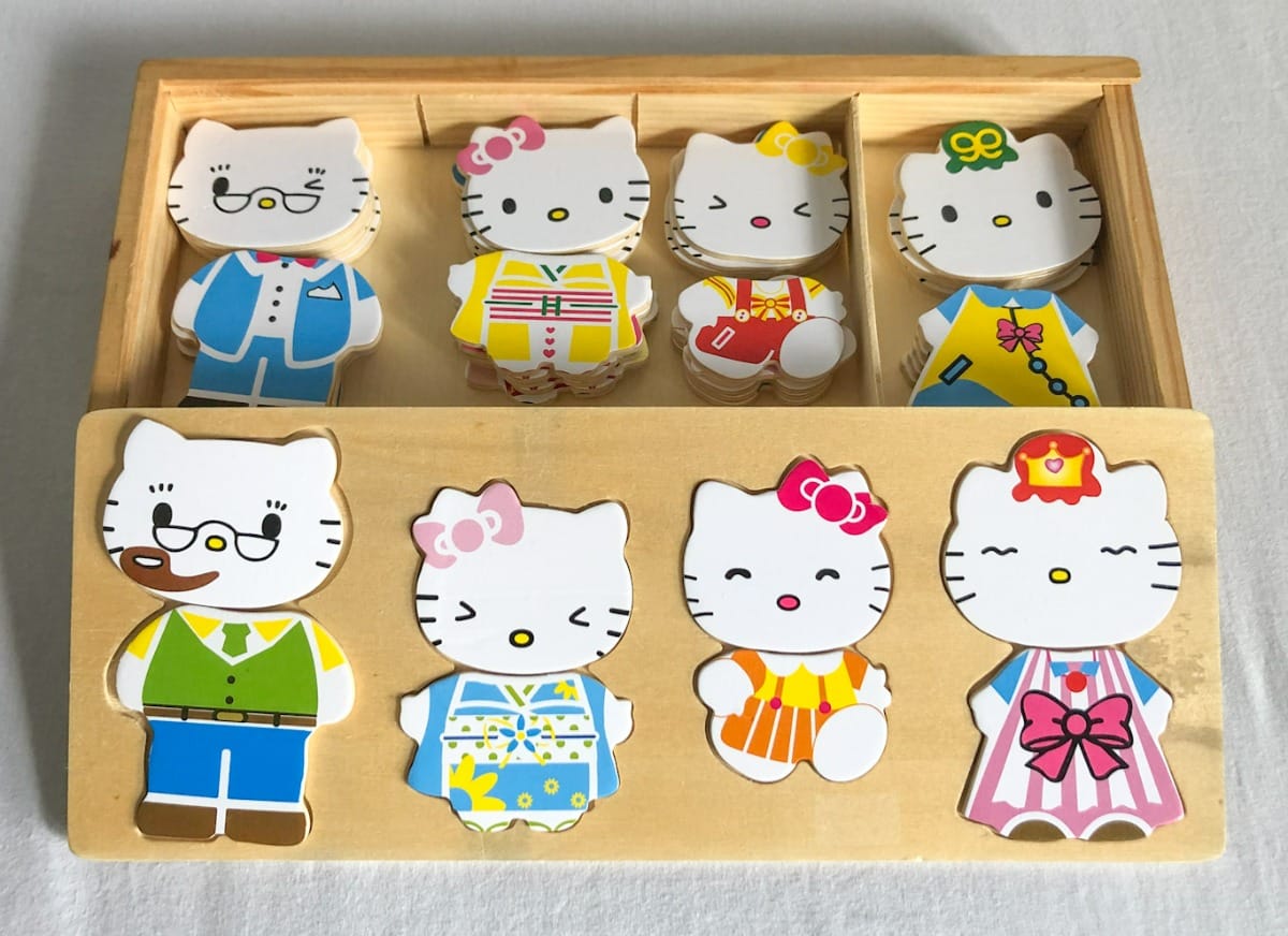 Hello Kitty Dress-up Wooden Puzzle Board photo