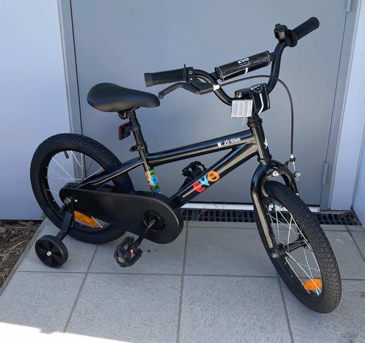 Lil Wade Pedal Bike with Trainer Wheels (16 inch )