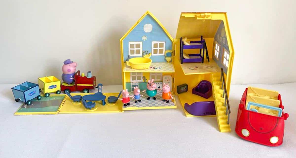 Peppa pig cheap deluxe playset