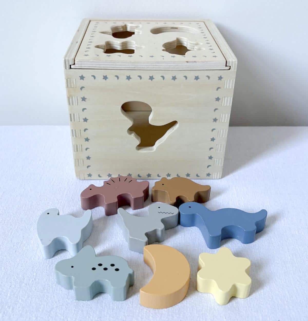Wooden Dino Shaper Sorter
